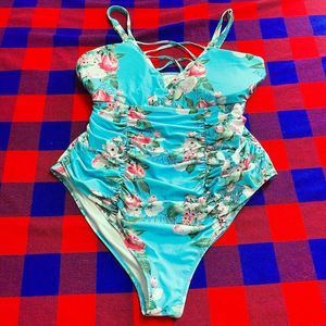 NWOT Cupshe Blue Floral One Piece Bathing Suit Size 2X NEW